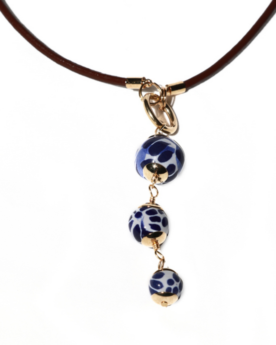COLLAR ESFERA DESNIVEL