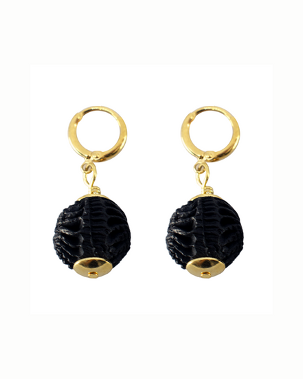 ARRACADA ESFERA NEGRA