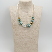 SHORT PEARL NECKLACE