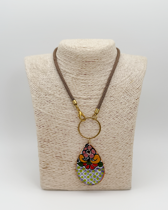 COLLAR SENCILLO GOTA COLOR