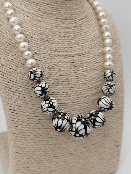NINE-SPHERE TALAVERA PEARL NECKLACE