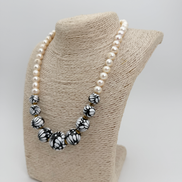 NINE-SPHERE TALAVERA PEARL NECKLACE