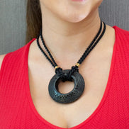 SHORT HOOP NECKLACE