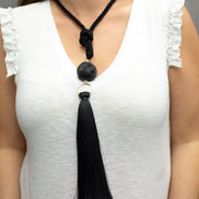 POMPOM BALL NECKLACE