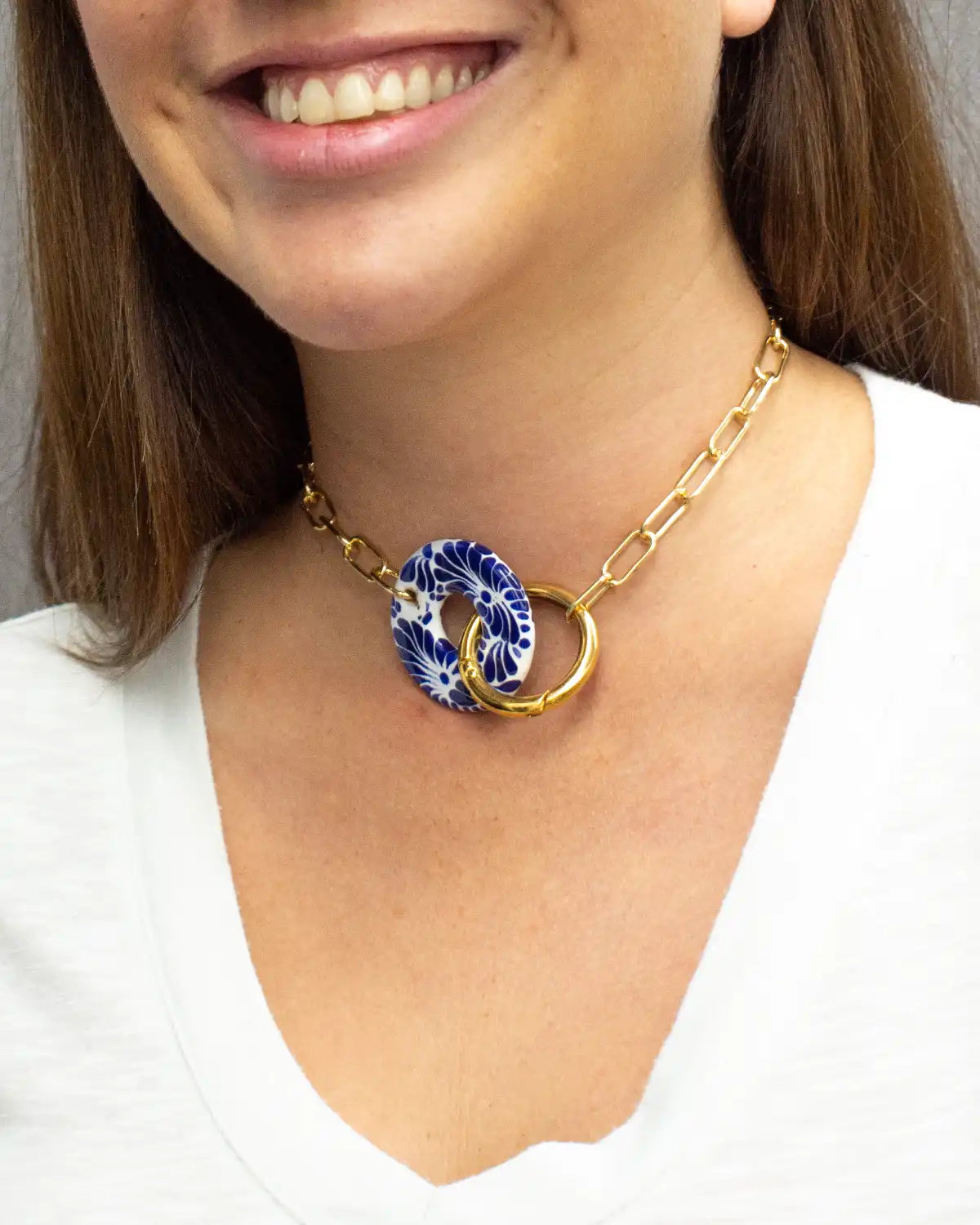 COLLAR ARO BROCHE