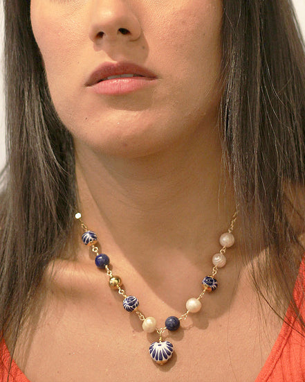 COLLAR ENGARCES CORTO CON CORAZON