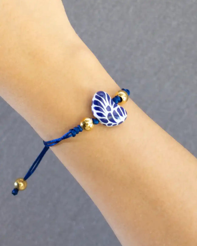 ADJUSTABLE HEART BRACELET