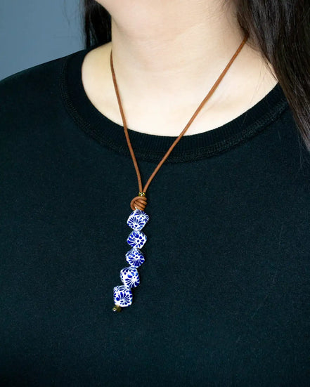 COLLAR PIEL Y 5 CUBOS TALAVERA VERTICAL