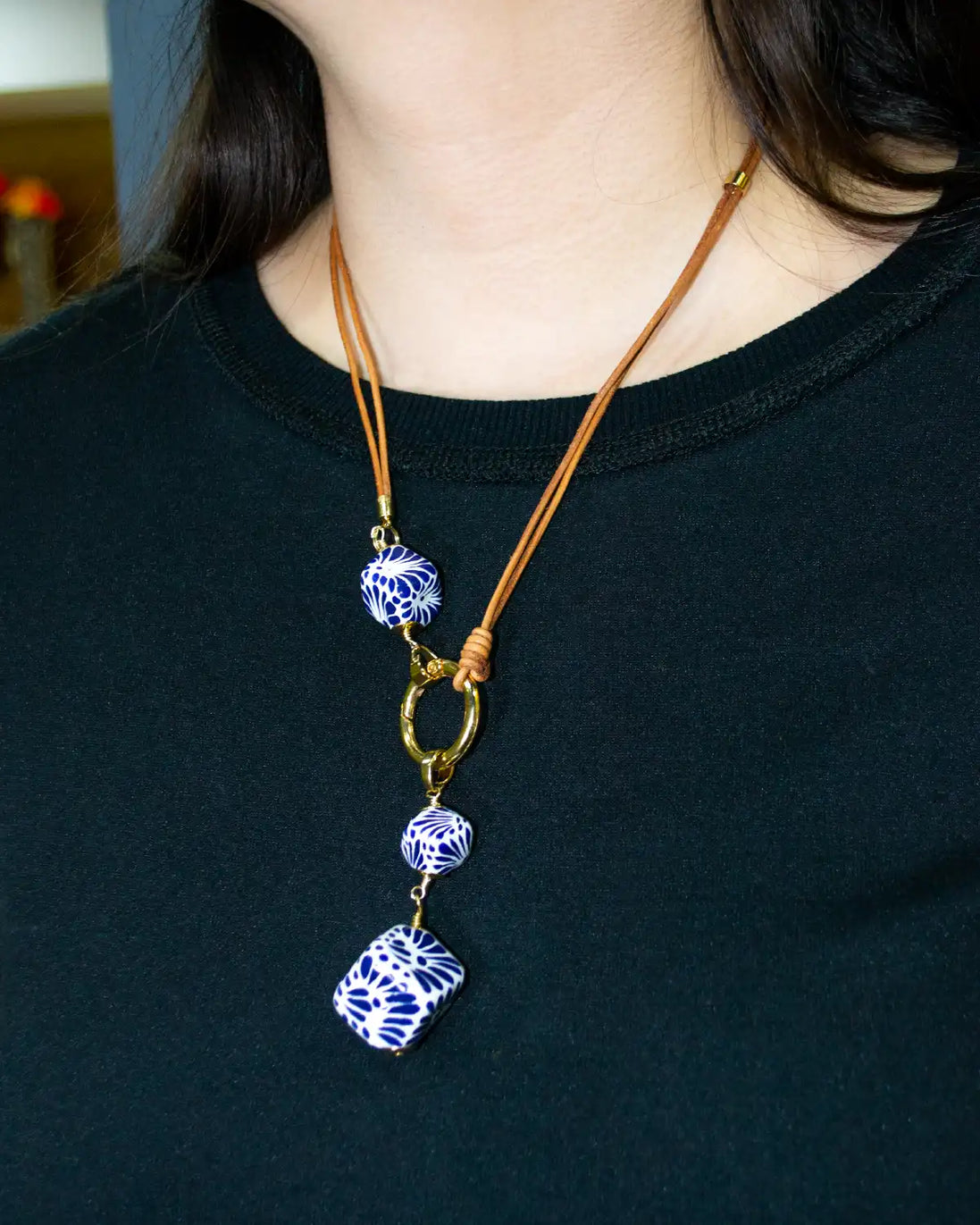 COLLAR LARGO BROCHE CIRCULO Y CUBOS