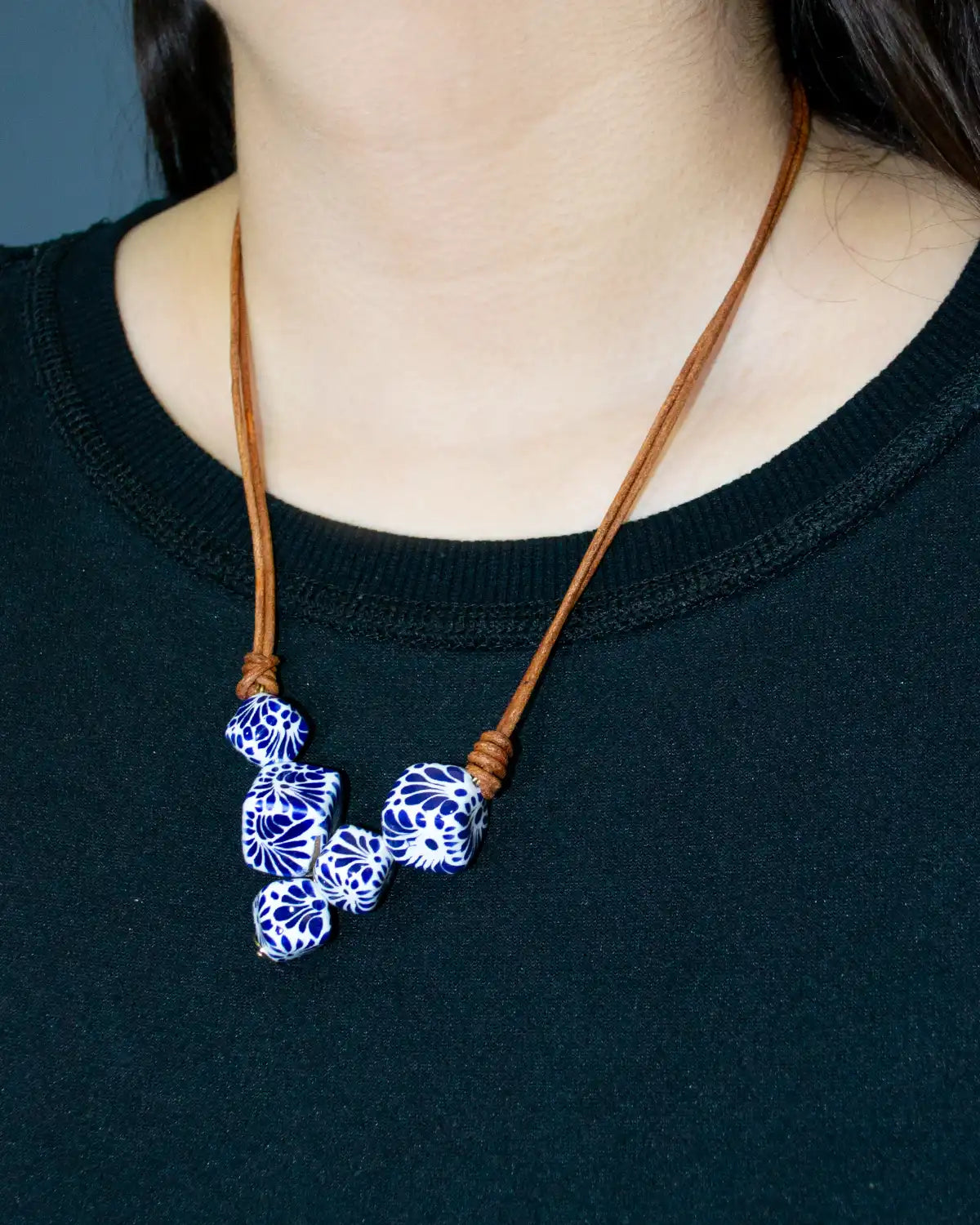 LEATHER NECKLACE WITH MEDIUM AND SMALL TALAVERA CUBES