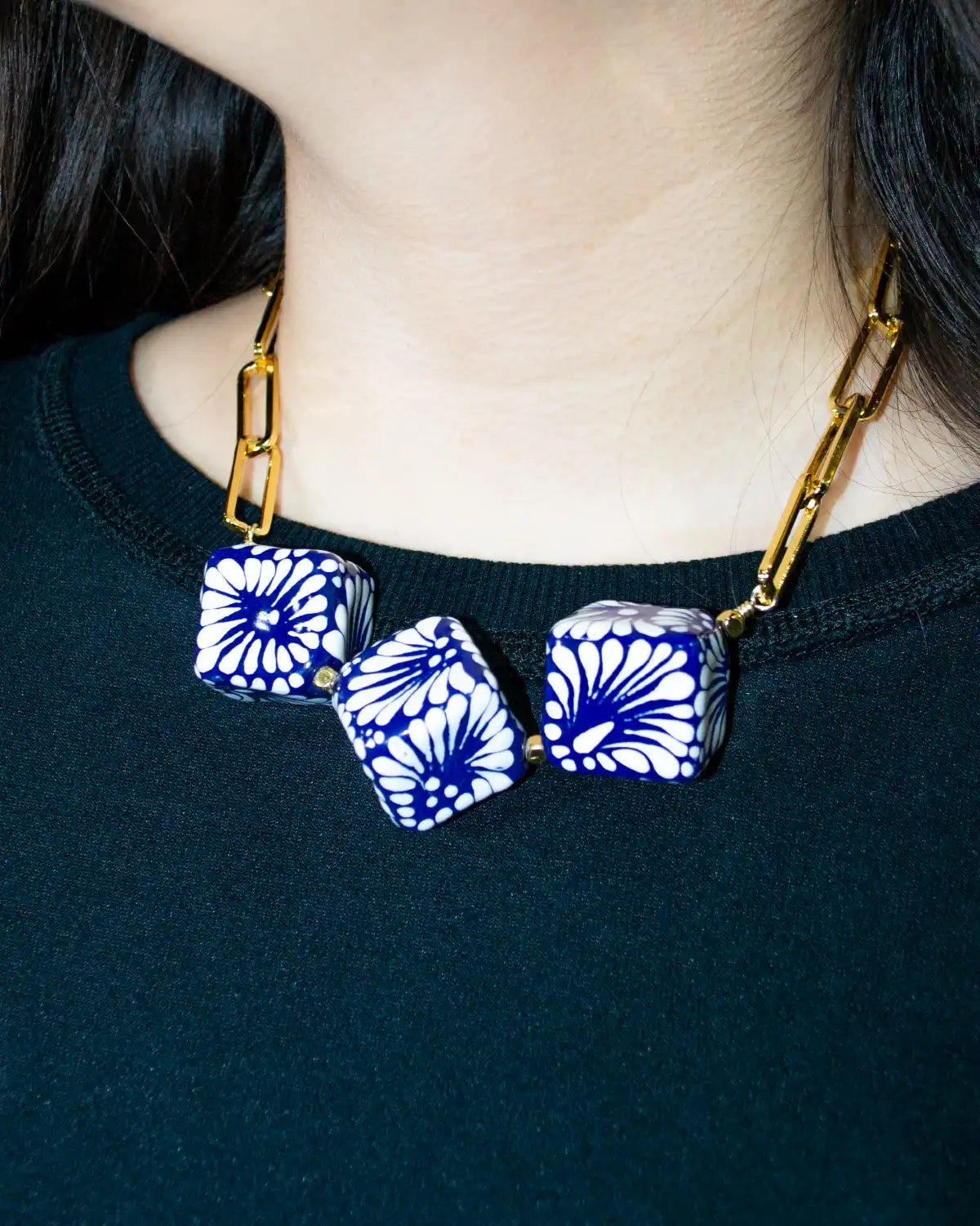 COLLAR 3 CUBOS Y CADENA