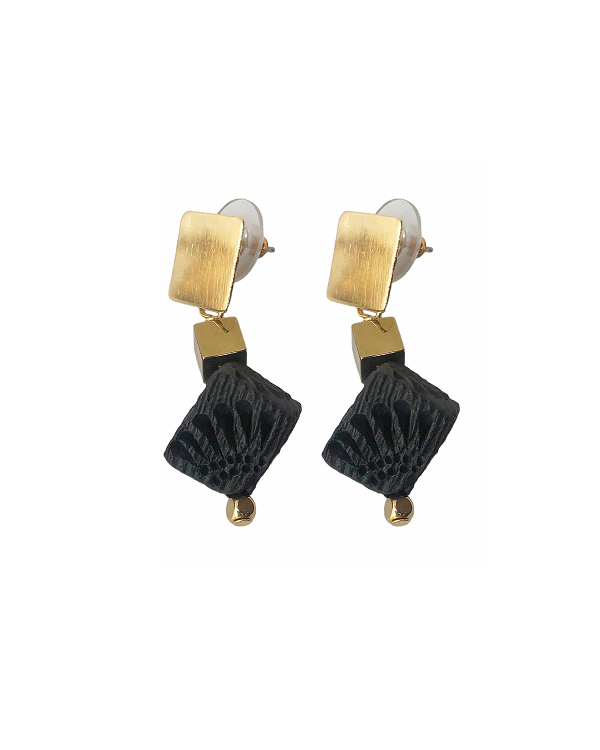 ARRACADA CUBO BARRO NEGRO Y CUBO DORADO MINI