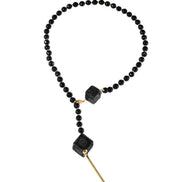 COLLAR LARGO ONIX Y CUBOS BARRO NEGRO