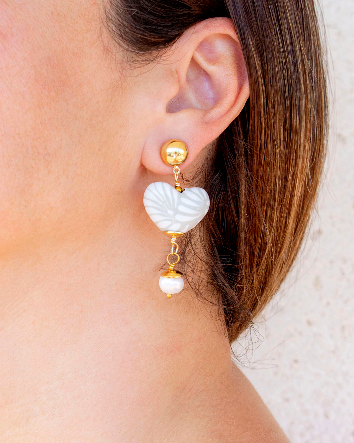 PEARL HEART EARRING