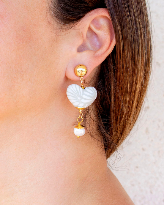 PEARL HEART EARRING