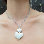 COLLAR 2 CORAZONES DE TALAVERA BLANCA