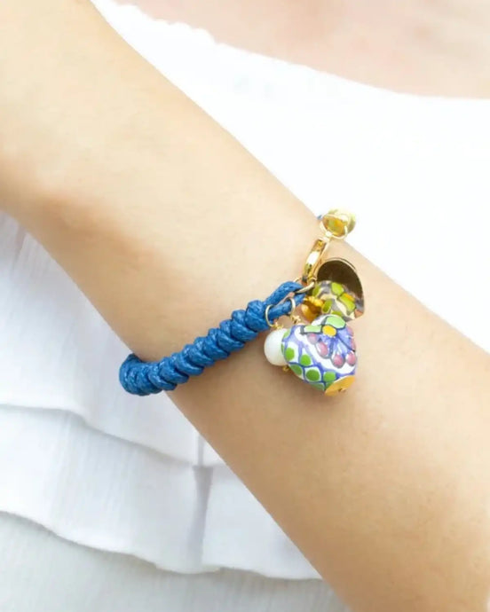 PULSERA TRENZADA CORAZÓN COLOR