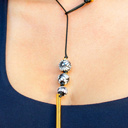NECKLACE 3 SPHERES METAL BAR