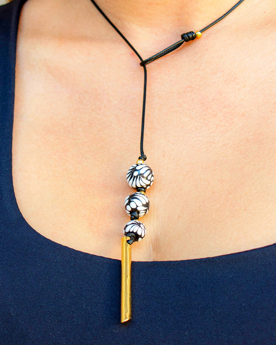 NECKLACE 3 SPHERES METAL BAR