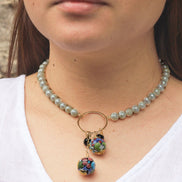 COLLAR DE PERLAS CON DIJE DE TALAVERA COLOR