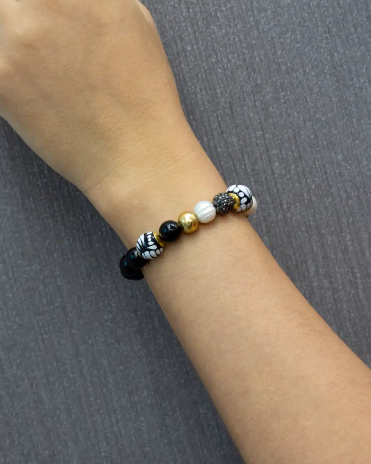 PULSERA ONIX CON TALAVERA NEGRA