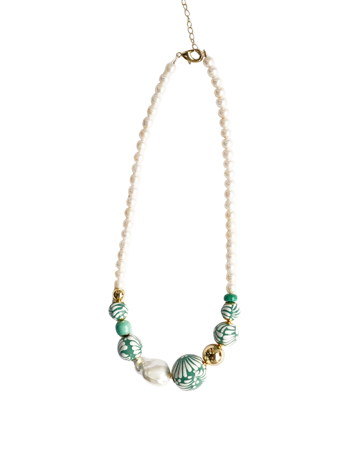 SHORT PEARL NECKLACE