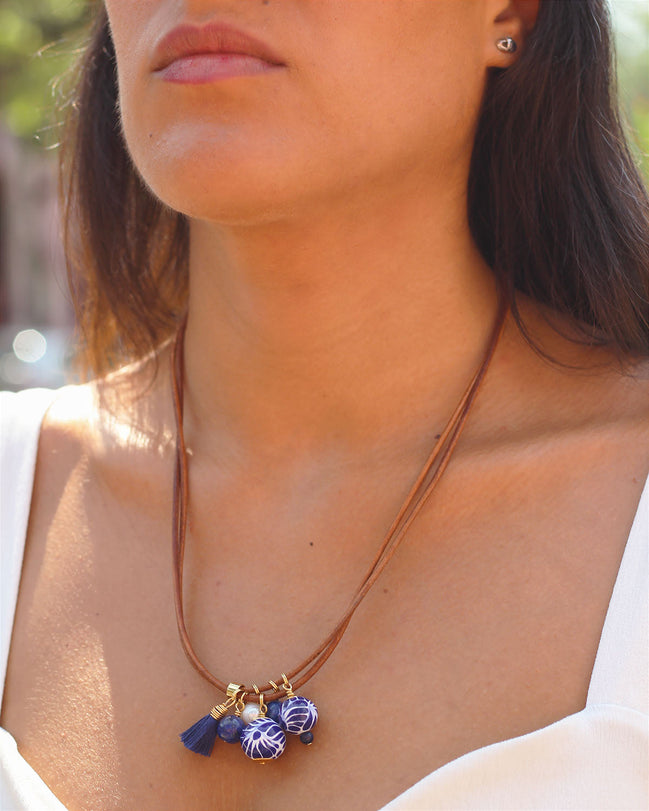 LEATHER NECKLACE