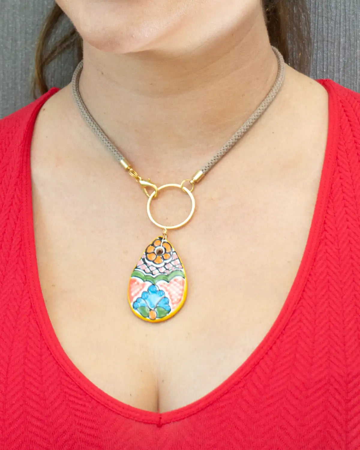 COLLAR SENCILLO GOTA COLOR