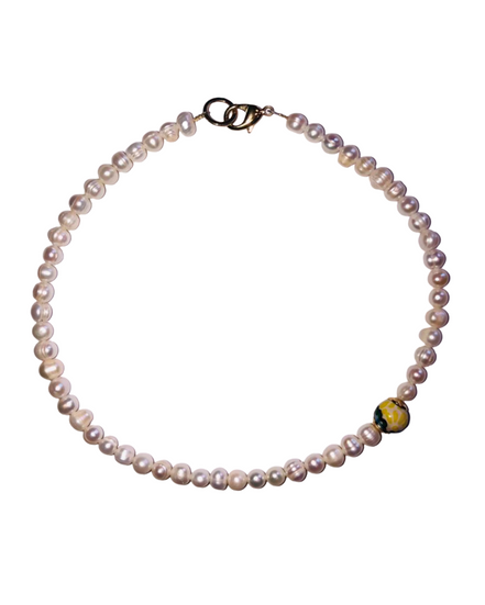 COLLAR PERLA ESFERA LATERAL COLOR