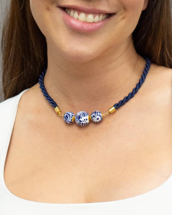 CORDON NECKLACE 3 SPHERES