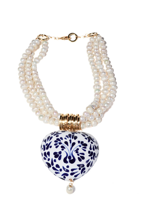COLLAR PERLA CORAZÓN GRANDE
