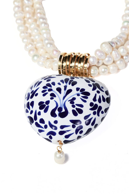 COLLAR PERLA CORAZÓN GRANDE