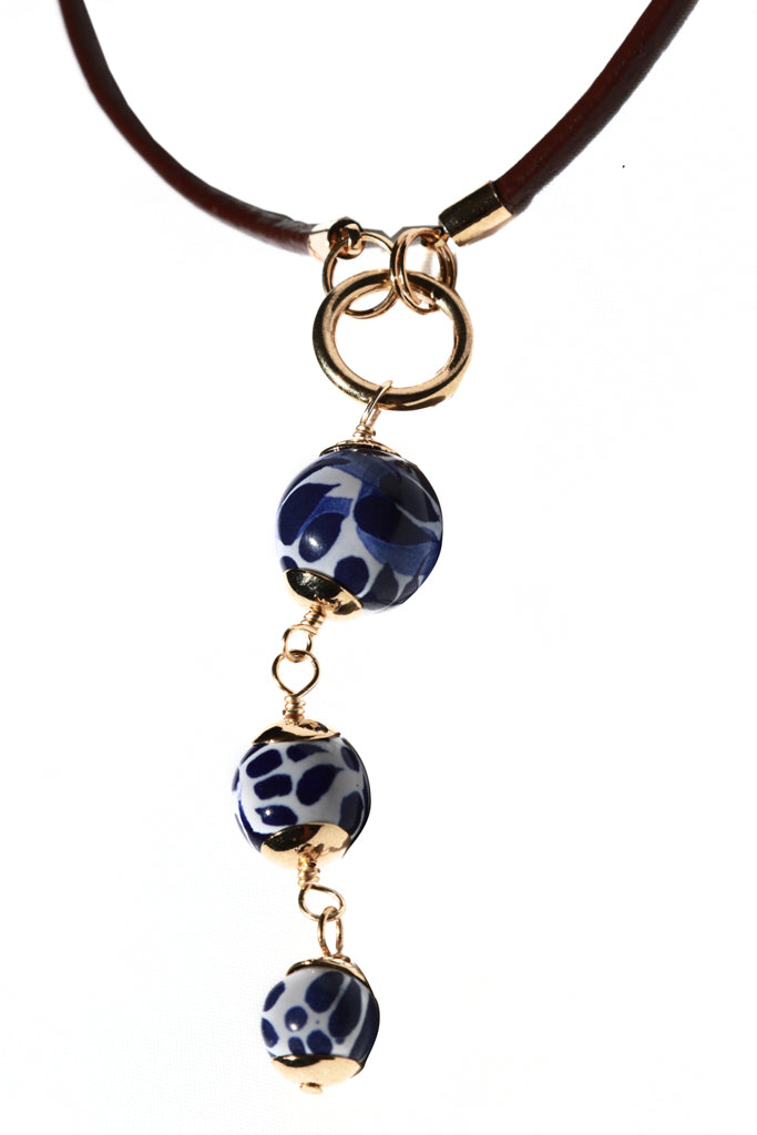 COLLAR ESFERA DESNIVEL